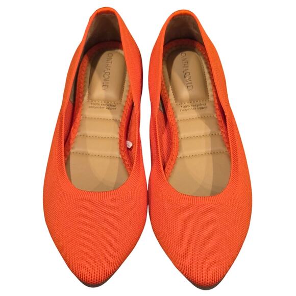 CYNTHIA ROWLEY Chelsea Orange Pointed Toe Slip On Flats Size 8 - Picture 2 of 8